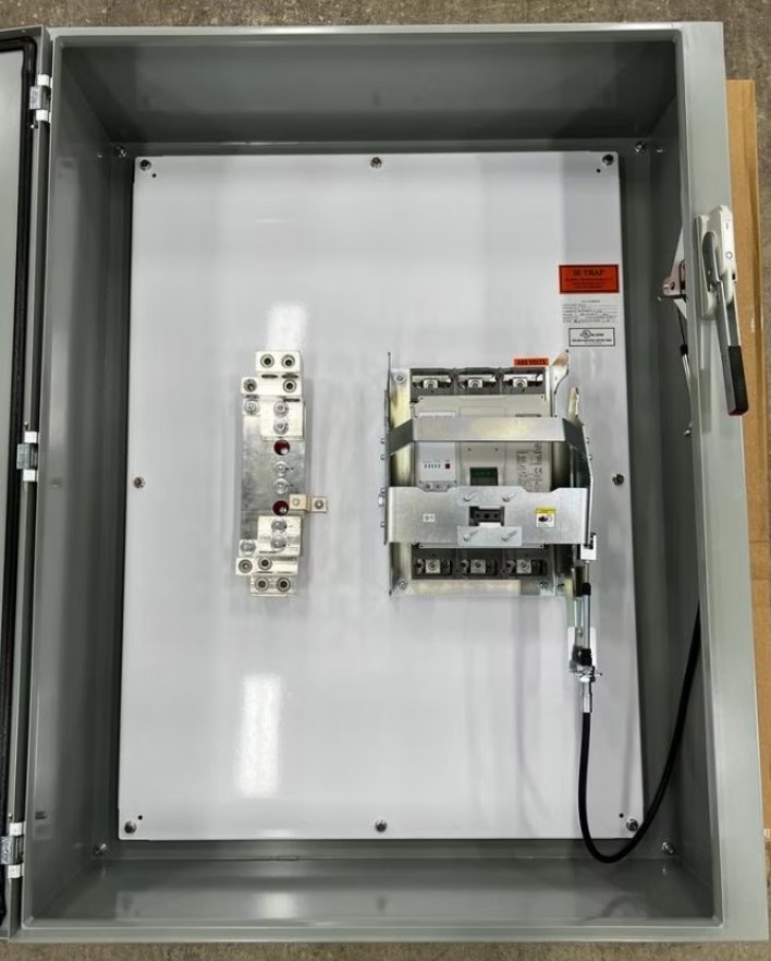 1200 Amp Enclosed Circuit Breaker, 65 kA @ 480 VAC, NEMA 3R, UL Certified